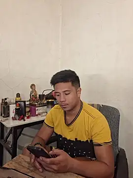 Felix_Asher Show in webcam