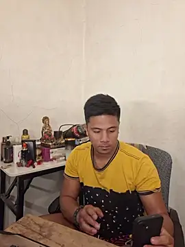 Show modela Felix_Asher na web-kameri