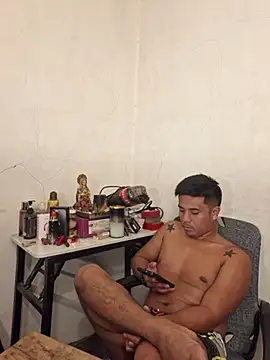 Felix_Asher Show in webcam