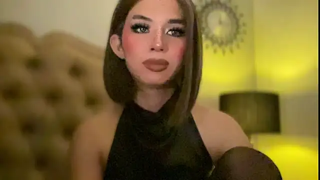 הופעת וובקאם של M1ss_Ophelia_