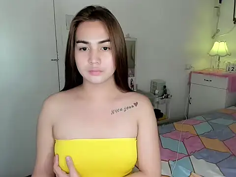 nica_doll webcam show