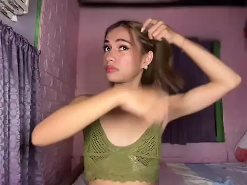 Lovelynikki03 – webcam-show