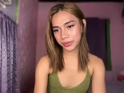 Lovelynikki03 webkamerás műsora