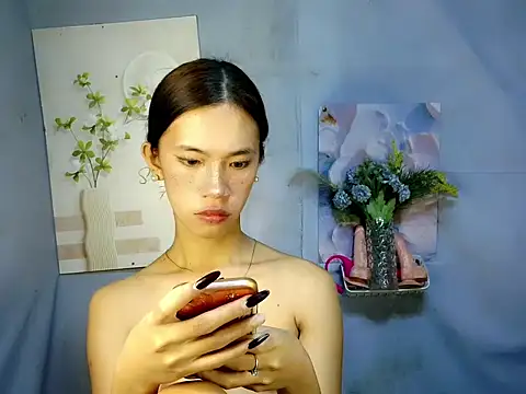 Ayabell123 在線直播表演