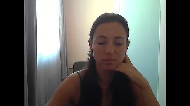 beautifulbody Adlı Modelin Canlı XXX Sohbeti