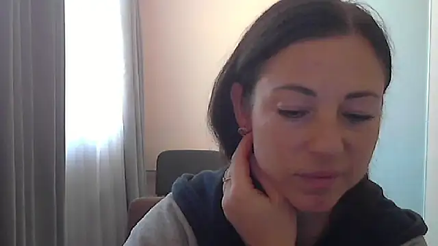 beautifulbody Adlı Modelin Canlı XXX Sohbeti