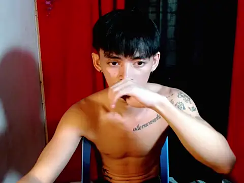 urhunky_boy's Webcam Show