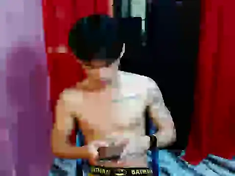 urhunky_boy Webcamshow