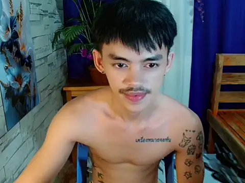 urhunky_boy Webcam Show