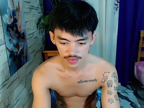 urhunky_boy – webcam-show
