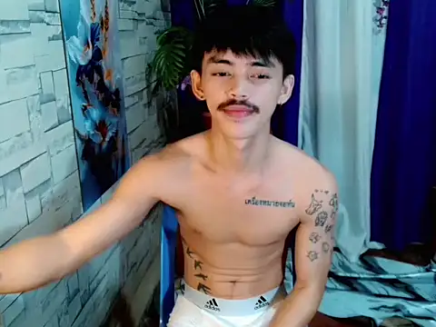 urhunky_boy's Webcam Show