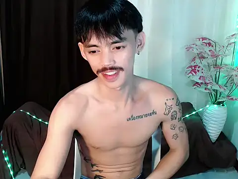urhunky_boy Pertunjukan Webcam