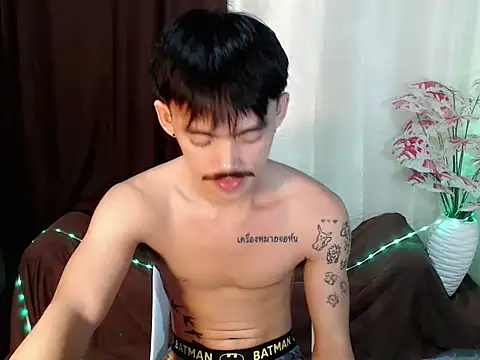 urhunky_boy Pertunjukan Webcam
