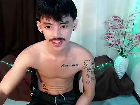 urhunky_boy Pertunjukan Webcam