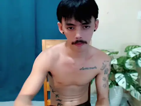 urhunky_boy's Webcam Show