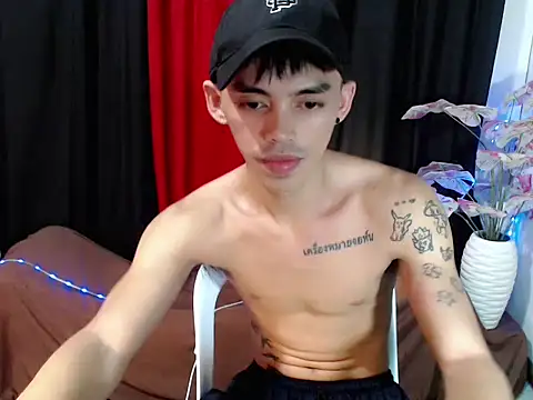 urhunky_boy Show Webcam