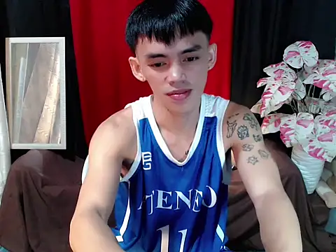 urhunky_boy Webcam Show