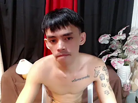 urhunky_boy's Webcam Show