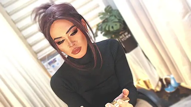 Winnie_Harllow webcam show