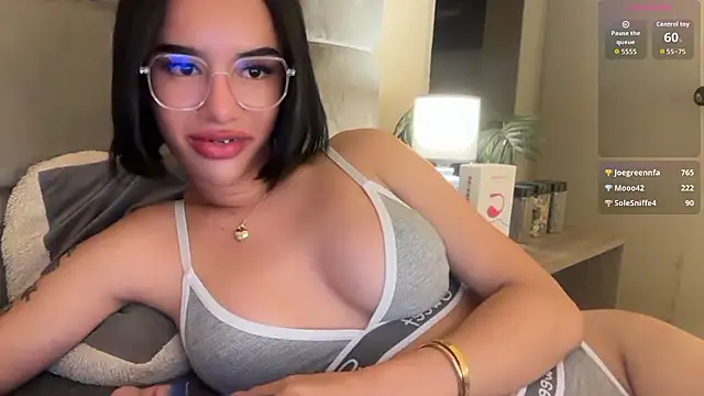youngstunnagirl 웹캠 쇼