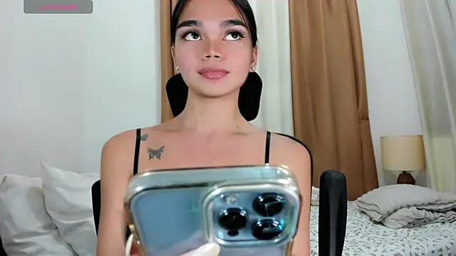 kendall_petite18 网络视讯表演