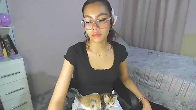 im_miauhg Chat XXX in diretta