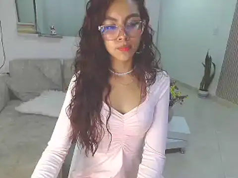 XXX chat uživo modela im_miauhg