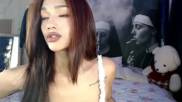 itsmekarinaaa's Webcam Show