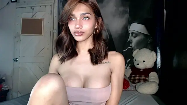 itsmekarinaaa's Webcam Show