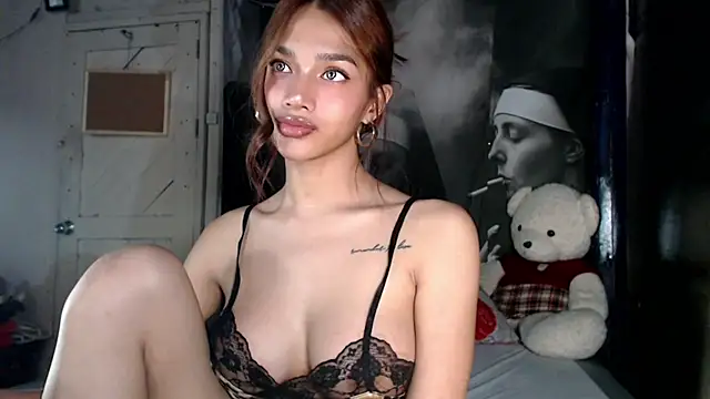 Show modela itsmekarinaaa na web-kameri