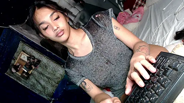 Show de itsmekarinaaa na webcam