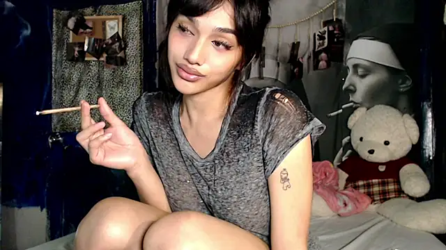 itsmekarinaaa's Webcam Show