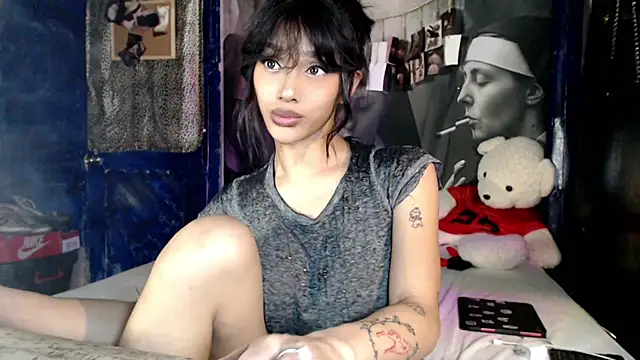 itsmekarinaaa Show in webcam