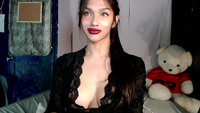 Show modela itsmekarinaaa na web-kameri