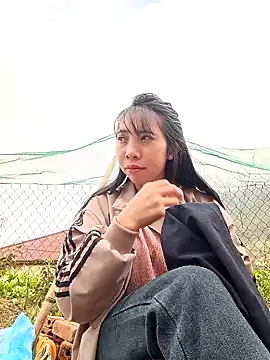 emaame68's Webcam Show