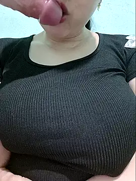 Shine_Mai's Webcam Show