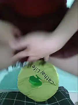 Shine_Mai Show in webcam