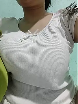 Shine_Mai live XXX chat