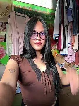 mika_walker Pertunjukan Webcam