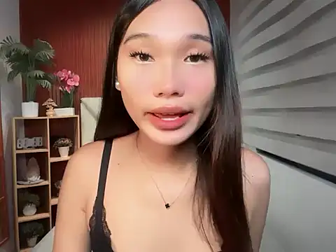 universal_cutie Show Webcam