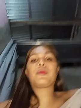 yolly_fox Show Webcam