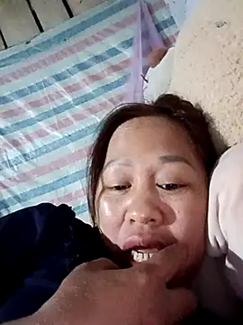 Phiphi135 网络视讯表演