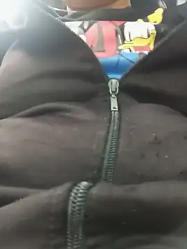 Phiphi135's Webcam Show