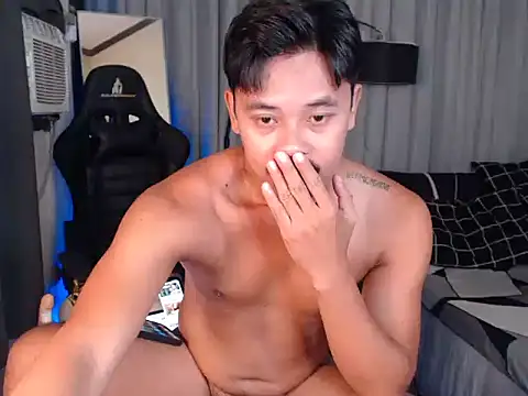 alexsuckable01 webcam show