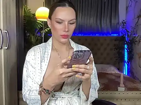 Show modela ALAHERA_2026 na web-kameri