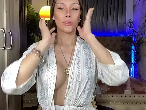 ALAHERA_2026 webcam show
