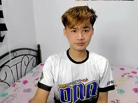 urasian_jhon 在線直播表演