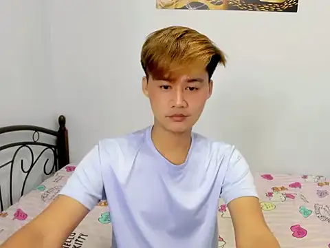 urasian_jhon 网络视讯表演