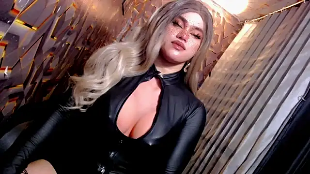 GoddessOFHUGExのウェブカメラショー