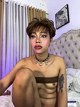 Innocent_yanixx69 网络视讯表演
